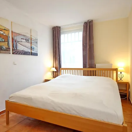 Duenenschloss 2-11 *